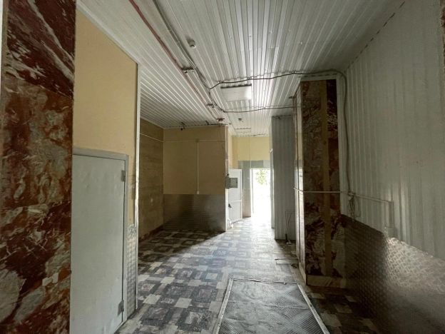 Снять коммерческую недвижимость в Новосибирске. Вариант № 5614405, 17, площадь - квм, цена 400000 рублей