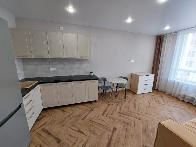 Снять квартиру у метро Профсоюзная в Москве. Вариант № 10946782, 4, площадь - квм, цена 35000 рублей