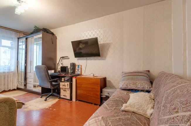 Купить квартиру в Вологодской области. Вариант № 7583070, 10, площадь -  квм, цена 1900000 рублей