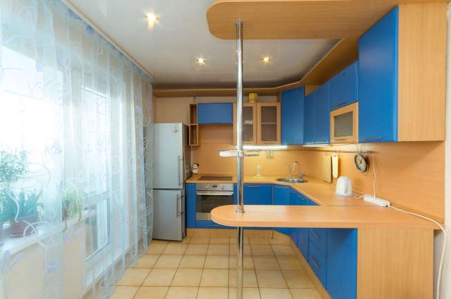 Купить двухкомнатную квартиру в Тюменской области. Вариант № 16637, 4, площадь -  квм, цена 5700000 рублей