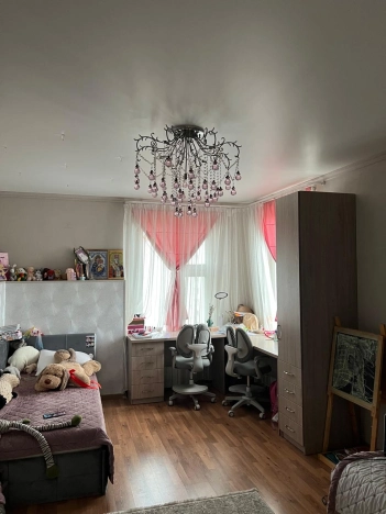 Купить трехкомнатную квартиру в районе Ленинский в Новосибирске. Вариант № 39074, 12, площадь -  квм, цена 11800000 рублей