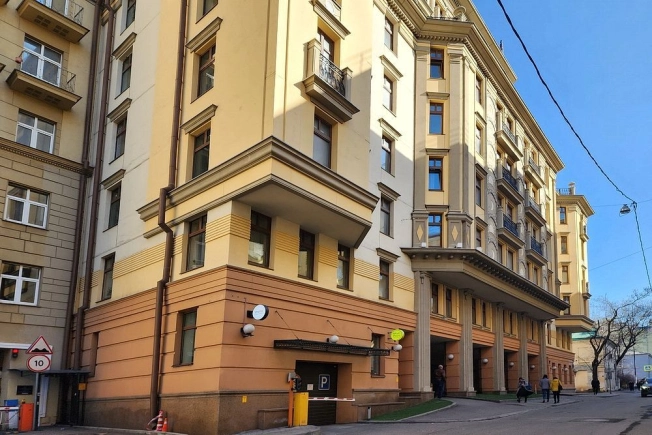 Купить квартиру в Москве. Вариант № 9318932, 4, площадь -  квм, цена 66000000 рублей