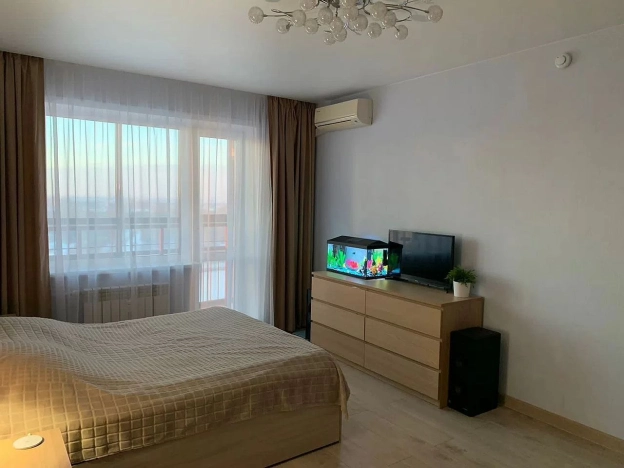 Купить однокомнатную квартиру в районе Калининский в Новосибирске. Вариант № 8464029, 5, площадь -  квм, цена 5750000 рублей