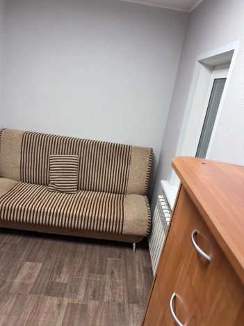 Купить дом в районе Калининский в Новосибирске. Вариант № 3350390, 23, площадь -  квм, цена 5550000 рублей