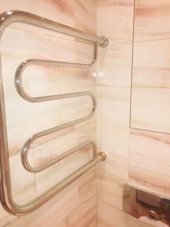 Купить трехкомнатную квартиру в районе Приморский в Санкт-Петербурге. Вариант № 276917, 8, площадь -  квм, цена 18900000 рублей