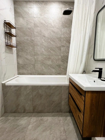 Купить трехкомнатную квартиру в Новосибирске. Вариант № 7192853, 19, площадь -  квм, цена 19000000 рублей