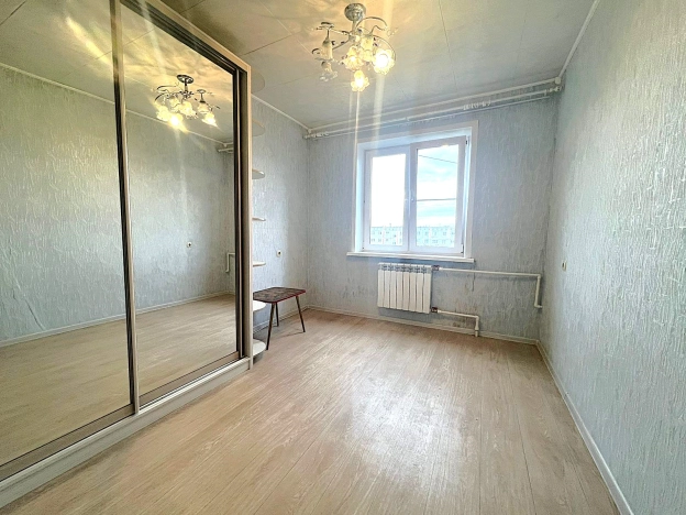 Купить трехкомнатную квартиру в Калуге. Вариант № 7703464, 0, площадь -  квм, цена 4690000 рублей