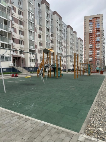 Купить однокомнатную квартиру в районе Кировский в Волгограде. Вариант № 5452450, 8, площадь -  квм, цена 3950000 рублей