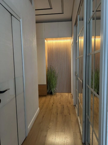 Купить квартиру в Москве. Вариант № 10022169, 14, площадь -  квм, цена 55000000 рублей