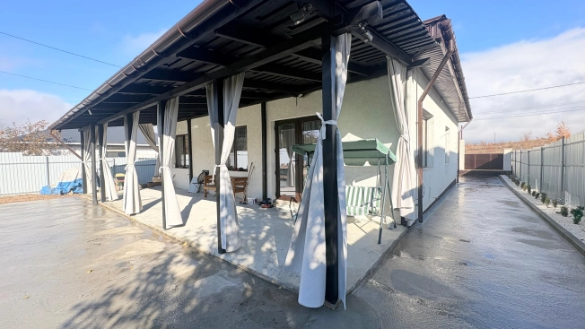 Купить дом в Микрорайоне Прометей, Октябрьский в Октябрьском. Вариант № 44766, 23, площадь -  квм, цена 15500000 рублей