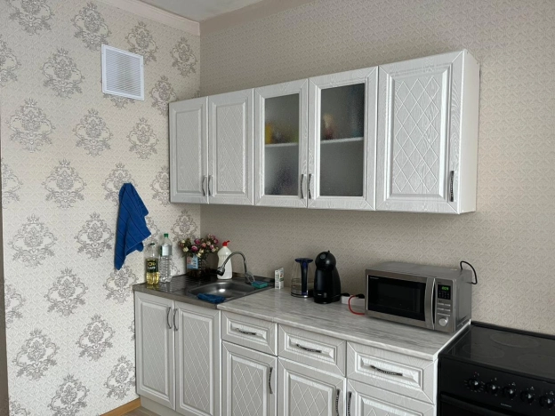 . Вариант № 5990, 10, площадь - 40 квм, цена 8200000 рублей