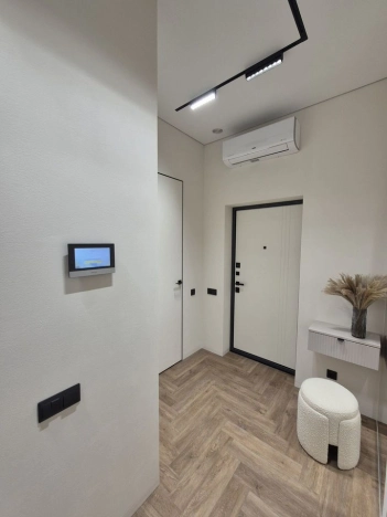 Купить однокомнатную квартиру на улице Молодой Гвардии в Калининграде. Вариант № 629943, 25, площадь -  квм, цена 13850000 рублей