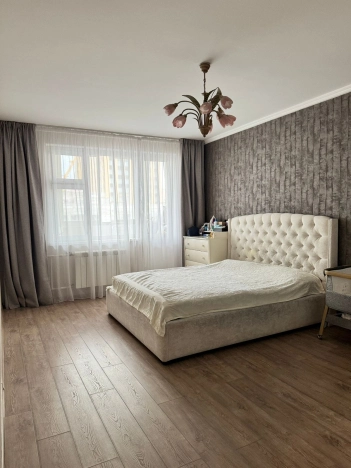 Купить двухкомнатную квартиру в районе Очаково-Матвеевское в Москве. Вариант № 37212, 11, площадь -  квм, цена 23500000 рублей