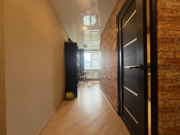 Купить двухкомнатную квартиру в Ленинградской области. Вариант № 640437, 5, площадь -  квм, цена 5450000 рублей