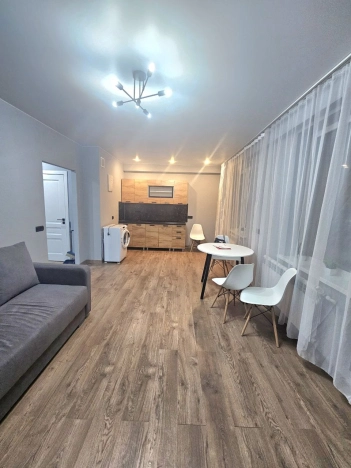 Купить квартиру на улице Комарова в Улан-Удэ. Вариант № 8966296, 4, площадь -  квм, цена 7300000 рублей