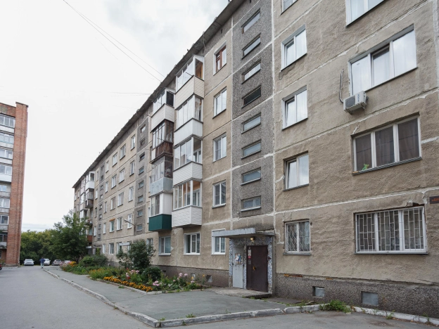 Купить однокомнатную квартиру в районе Советский в Новосибирске. Вариант № 29318, 6, площадь -  квм, цена 2700000 рублей