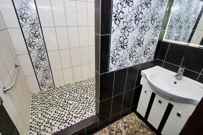 Купить трехкомнатную квартиру на вторичке в районе Октябрьский в Владимире. Вариант № 6160458, 23, площадь -  квм, цена 13300000 рублей