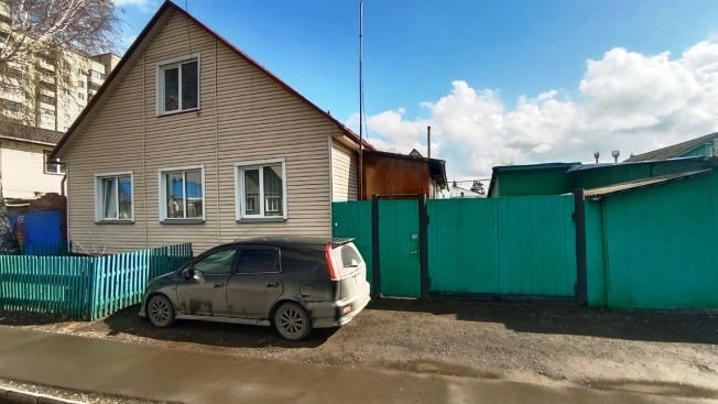 Купить дом в Омске. Вариант № 5779, 1, площадь -  квм, цена 9360000 рублей