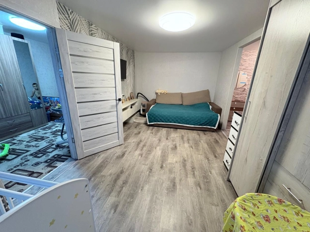 Купить двухкомнатную квартиру в Приморском крае. Вариант № 3804779, 2, площадь -  квм, цена 2700000 рублей