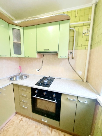 Снять квартиру в Керчи. Вариант № 8435941, 3, площадь -  квм, цена 30000 рублей