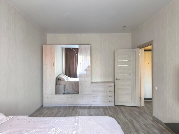 Купить однокомнатную квартиру на улице Василенко в Амурской области. Вариант № 9920027, 5, площадь -  квм, цена 6490000 рублей