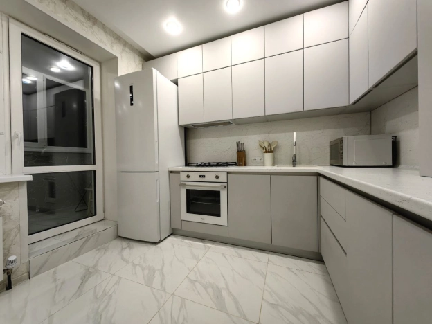 Купить квартиру в Смоленске. Вариант № 9902290, 3, площадь -  квм, цена 5000000 рублей