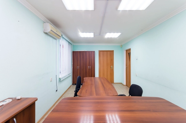 Купить офисы в Тобольске. Вариант № 4508, 5, площадь -  квм, цена 5600000 рублей