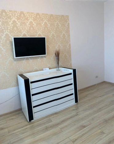 Снять квартиру в Калининграде. Вариант № 10376417, 2, площадь -  квм, цена 30000 рублей