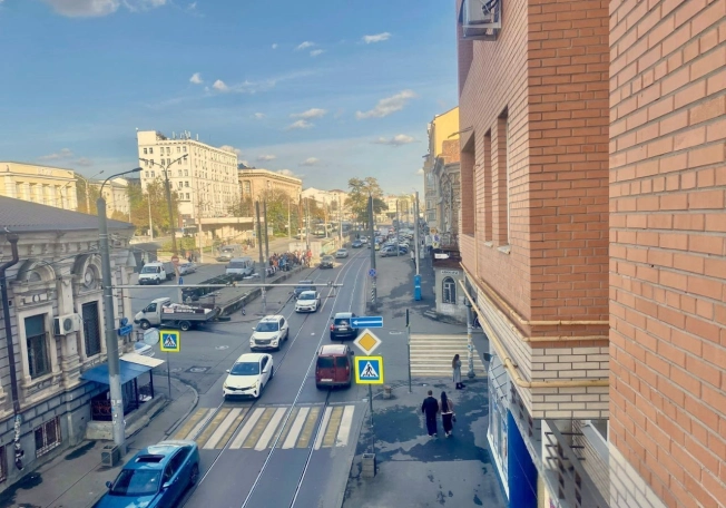 Купить трехкомнатную квартиру в Ростовской области. Вариант № 10003518, 8, площадь -  квм, цена 8100000 рублей