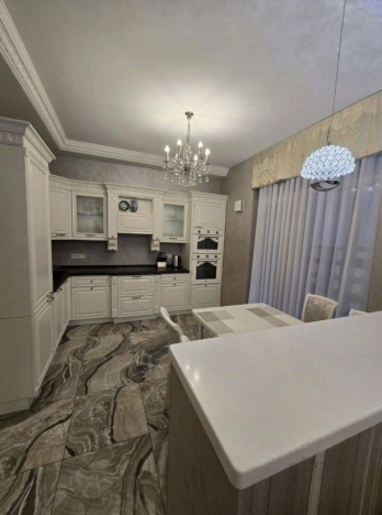 Купить двухкомнатную квартиру в Санкт-Петербурге. Вариант № 10219112, 4, площадь -  квм, цена 33500000 рублей