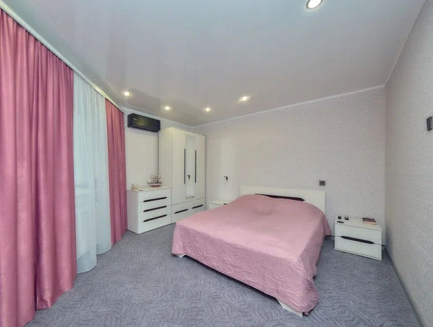 Купить двухкомнатную квартиру в районе Железнодорожный в Рязани. Вариант № 8854502, 3, площадь -  квм, цена 8200000 рублей