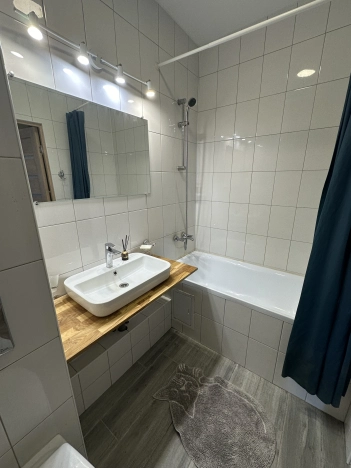 Купить квартиру в районе Ленинский в Нижнем Новгороде. Вариант № 8275, 11, площадь -  квм, цена 6700000 рублей