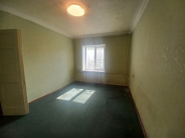 Купить двухкомнатную квартиру в Микрорайоне 15-й, Ангарск в Ангарске. Вариант № 33449, 1, площадь -  квм, цена 2800000 рублей