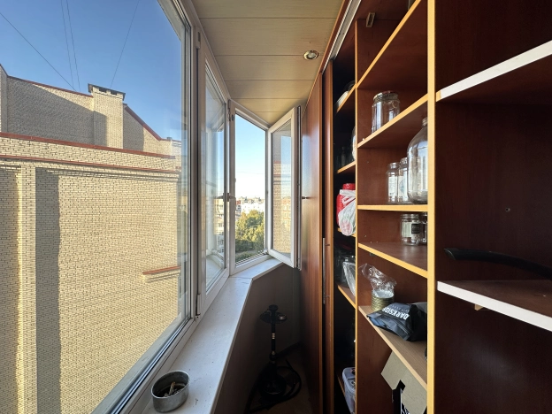 Купить трехкомнатную квартиру у метро Садовая в Санкт-Петербурге. Вариант № 6242664, 22, площадь -  квм, цена 16500000 рублей