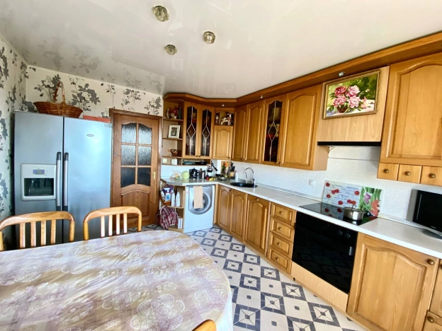 Купить трехкомнатную квартиру в Иванове. Вариант № 57044, 11, площадь -  квм, цена 10500000 рублей