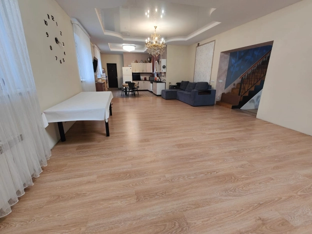 Купить дом в Москве. Вариант № 8417, 23, площадь - квм, цена 25750000 рублей