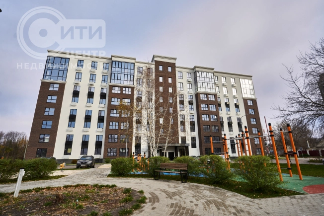 Купить двухкомнатную квартиру на улице 20-летия Октября в Воронеже. Вариант № 9940127, 1, площадь -  квм, цена 5799000 рублей