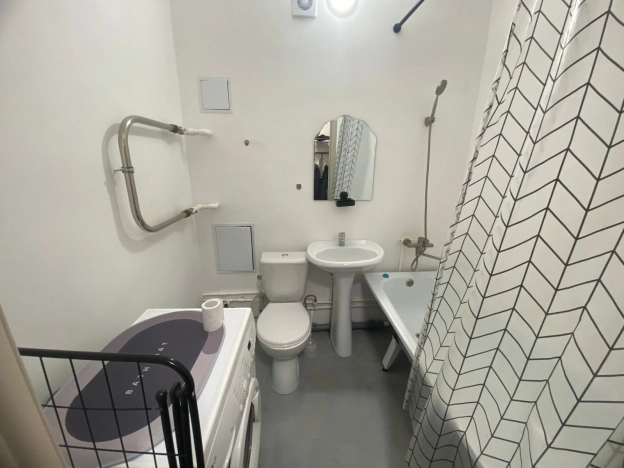 Снять квартиру в Омске. Вариант № 9250908, 4, площадь -  квм, цена 20000 рублей