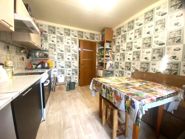 Купить однокомнатную квартиру в Калужской области. Вариант № 1026069, 6, площадь -  квм, цена 1750000 рублей