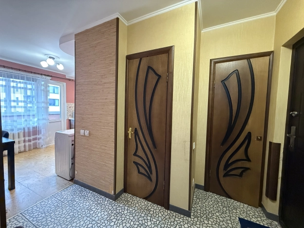 Купить однокомнатную квартиру в районе Московский в Калининграде. Вариант № 7864908, 17, площадь -  квм, цена 5090000 рублей