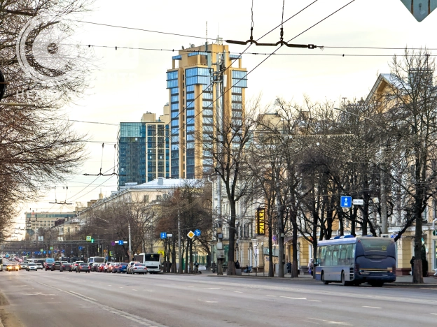 Купить четырехкомнатную квартиру в Воронеже. Вариант № 20762, 25, площадь - квм, цена 7500000 рублей