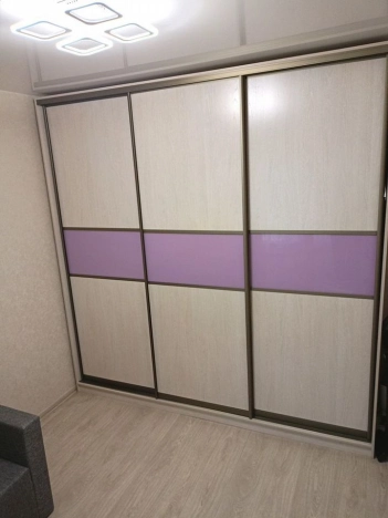 Купить трехкомнатную квартиру на улице Петухова в Новосибирске. Вариант № 3152092, 8, площадь -  квм, цена 8500000 рублей