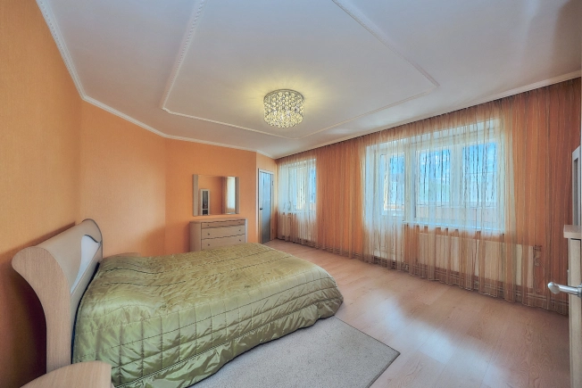 Купить трехкомнатную квартиру в районе Советский в Рязани. Вариант № 45622, 6, площадь -  квм, цена 8750000 рублей