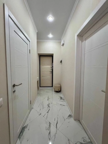 Купить однокомнатную квартиру в Ростовской области. Вариант № 9706184, 8, площадь -  квм, цена 8500000 рублей