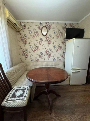 Купить однокомнатную квартиру в Ростовской области. Вариант № 527075, 12, площадь -  квм, цена 5780000 рублей