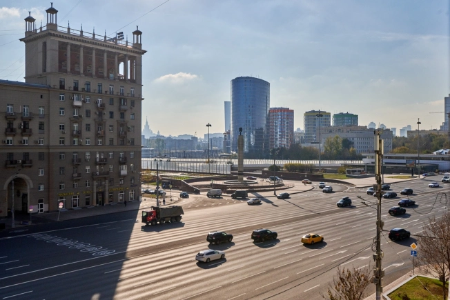 Купить квартиру в Москве. Вариант № 8112228, 8, площадь -  квм, цена 27450000 рублей