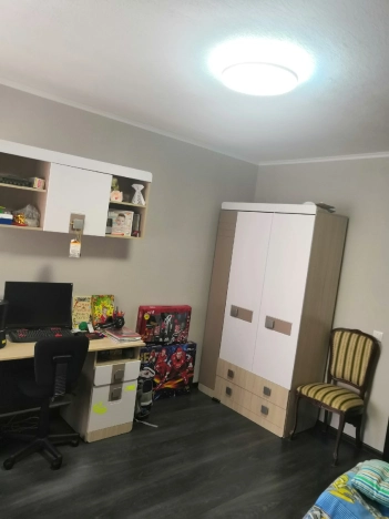 Купить трехкомнатную квартиру в Сыктывкаре. Вариант № 10253516, 13, площадь -  квм, цена 8999000 рублей