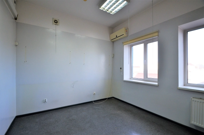 Купить коммерческую недвижимость свободного назначения в Калининграде. Вариант № 5257, 3, площадь -  квм, цена 2560000 рублей