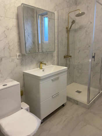 Купить дом в Москве. Вариант № 9232974, 18, площадь - квм, цена 95000000 рублей