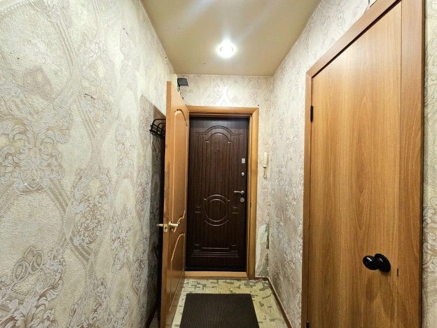 Купить двухкомнатную квартиру в Микрорайоне 15-й, Ангарск в Ангарске. Вариант № 1183711, 6, площадь -  квм, цена 3680000 рублей